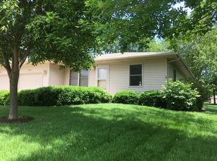 2102 Mary Ln, Ottawa, IL 61350