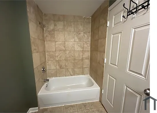 1407 E 71st Pl #3 — Photo 33