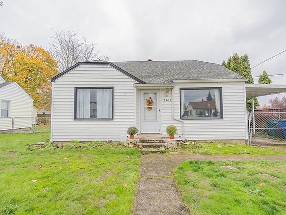2nd image of 2309 E 9th St