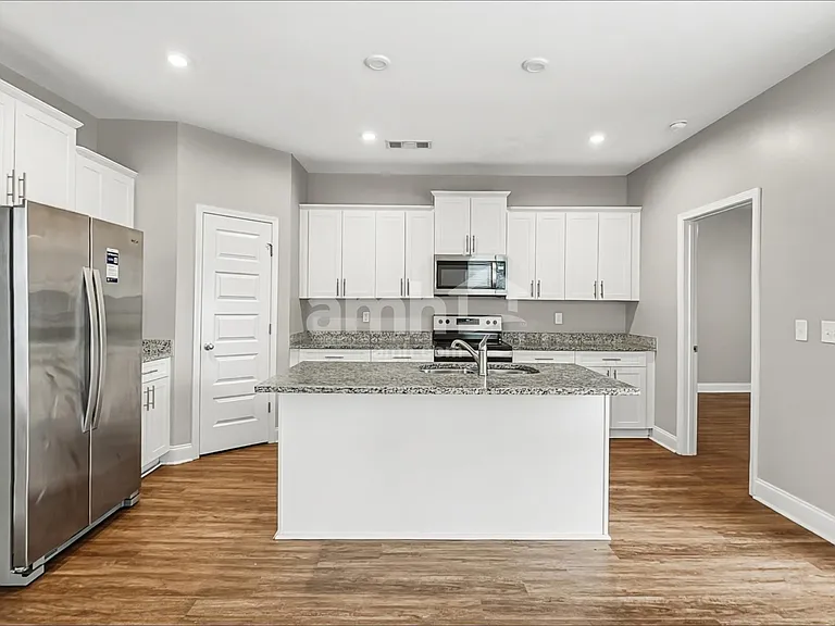 5335 Tupelo St — Photo 4