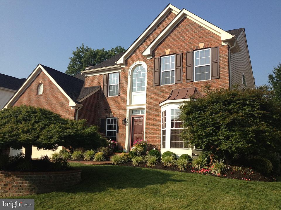 1st image of 5453 Mittendorff Ln