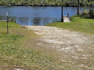 158 Happy Hollow Rd, Freeport, FL 32439