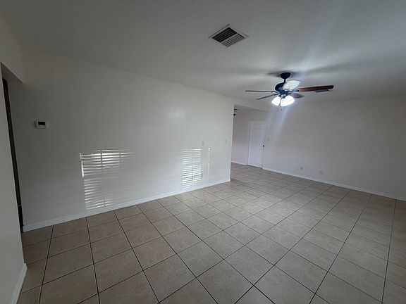 5th image of 3746 53rd St N