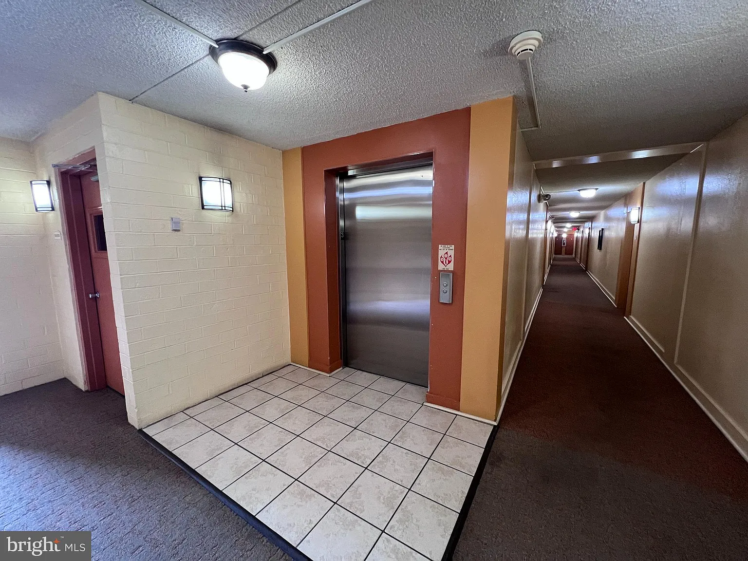 West End Condo — Photo 4