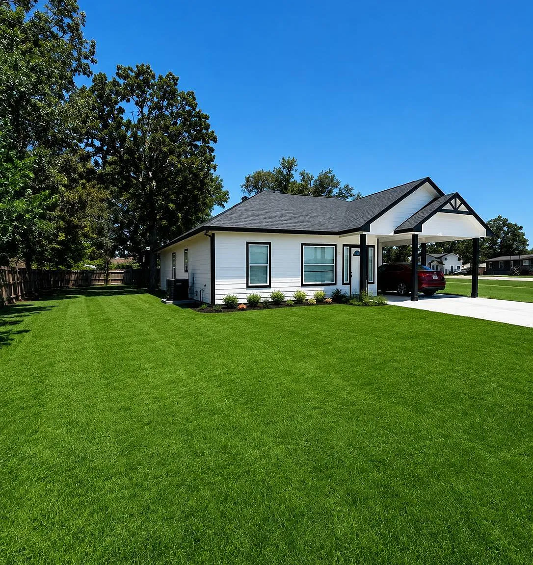 3 bed, 2.0 bath, 1400 sqft, $1,750 — Photo 3