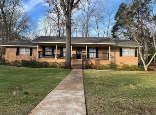 107 Redland Ln, Palestine, TX