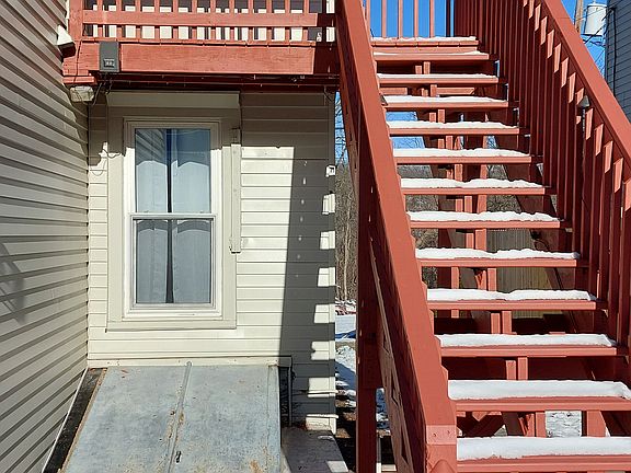 Main entrance to 2nd Floor