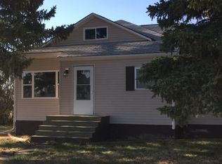 218 W 2nd Ave, Outlook, MT 59252