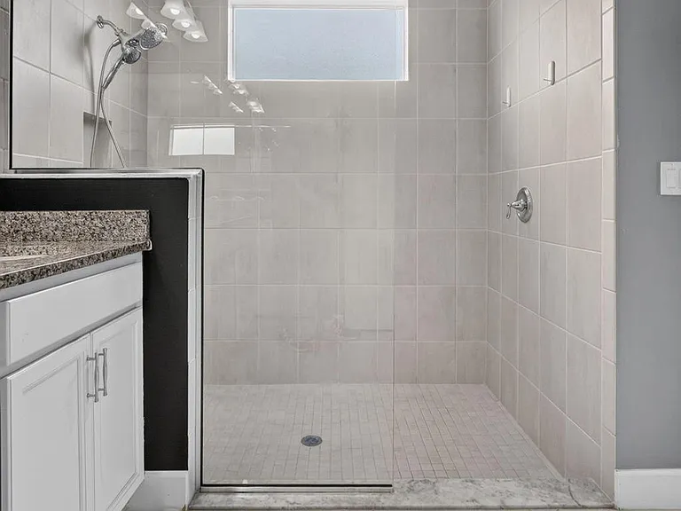 16293 Melogold Dr — Photo 49