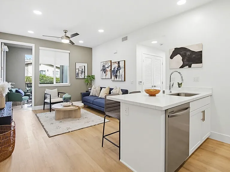 BRAND-NEW Euclid Apartments | National City — Photo 57