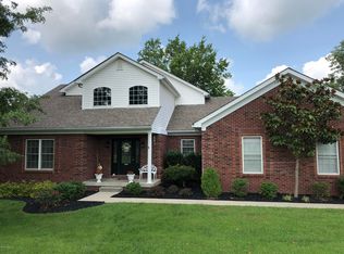 112 Woodhill Rd, Bardstown, KY 40004