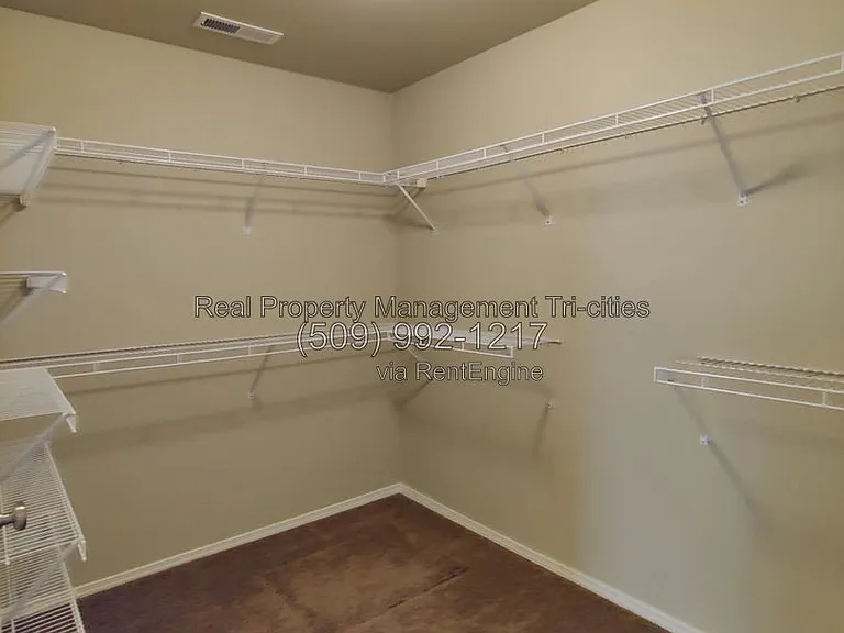 2667 Torrey Pines Way — Photo 24