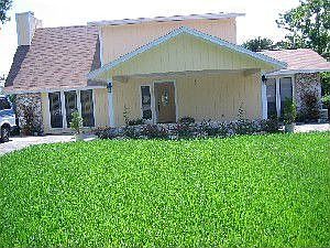 1st image of 27828 Lois Dr