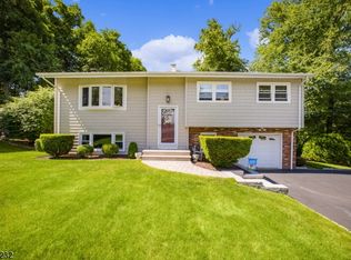 17 Dean Ave, Butler, NJ 07405
