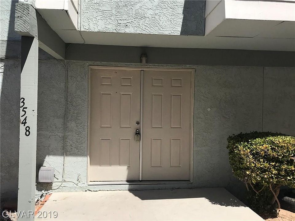 1st image of 3548 Villa Knolls North Dr