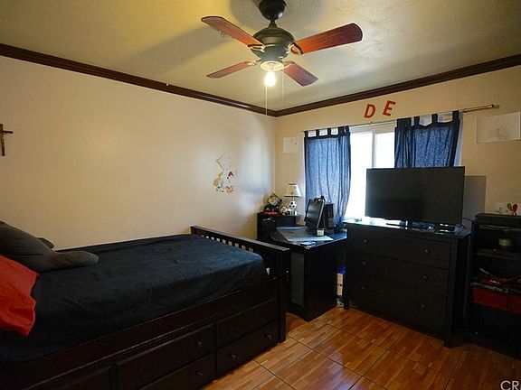 5th image of 1415 W Cruces St