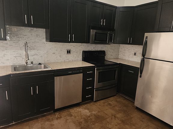 4th image of 312 W 5th St APT 817