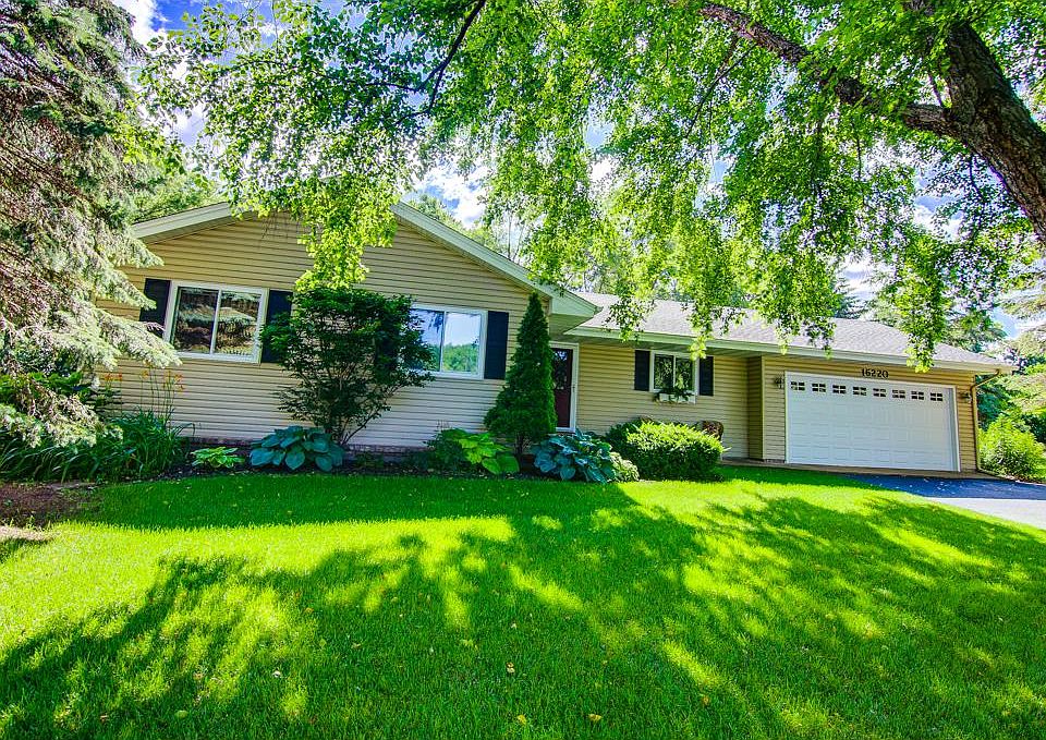 1st image of 16220 6th St N