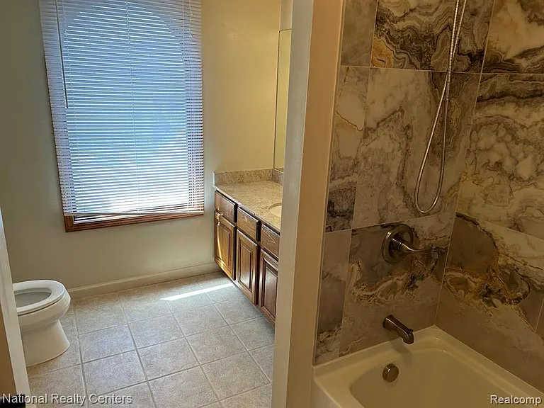 6572 Ridgeview Dr — Photo 18