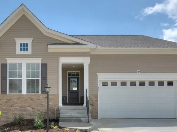 510 Dewdrop Ln NW, Christiansburg, VA 24073