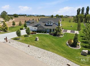 26248 Pheasant Landing Rd, Middleton, ID 83644