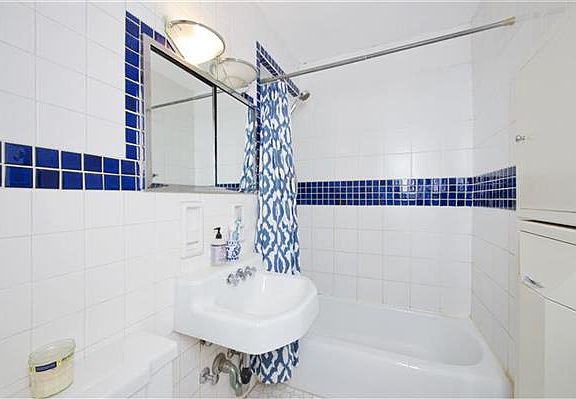 3rd image of 5900 Arlington Ave APT 19P