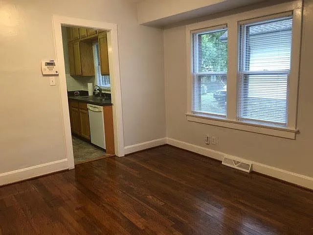 7239 Main St — Photo 6