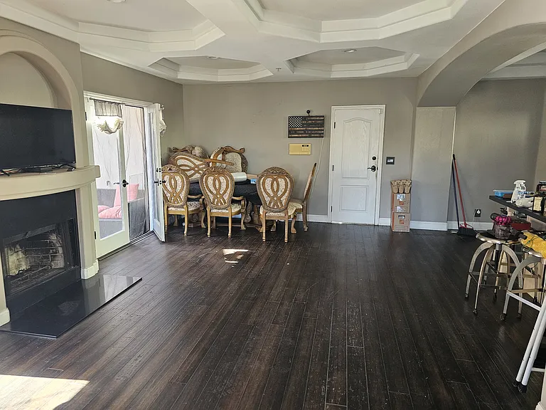 1805 Harriman Ln #A — Photo 14