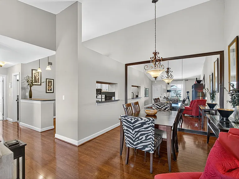 6485 Chasewood Dr #G — Photo 12