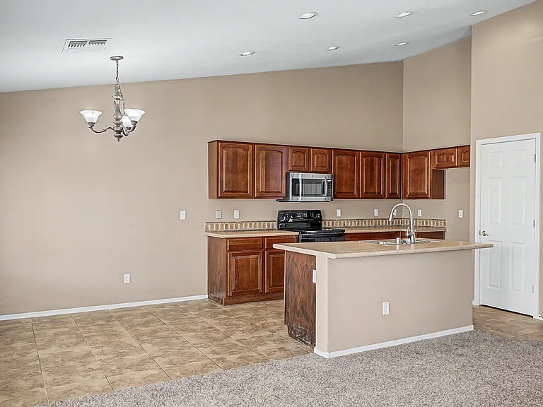 15652 W Durango St — Photo 14