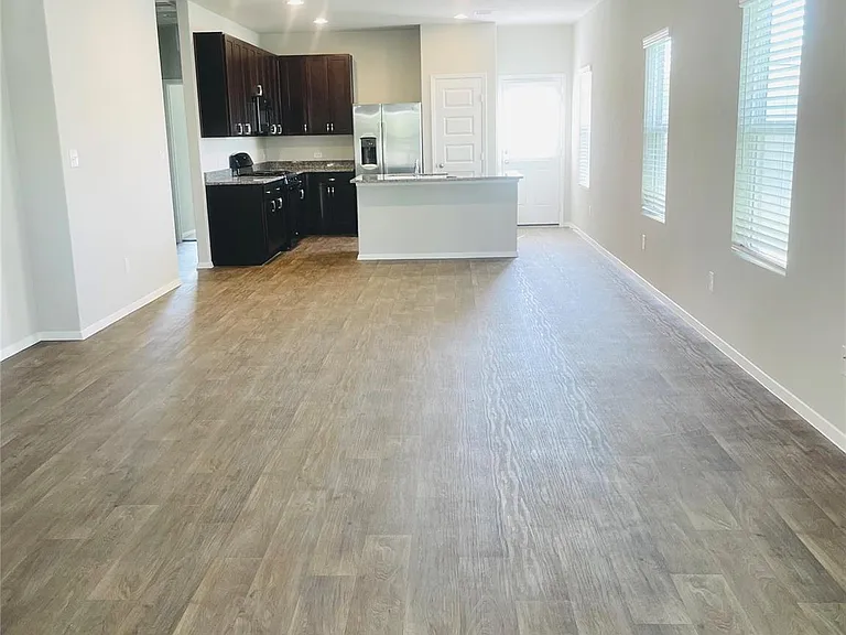 117 Huckleberry Ln — Photo 4