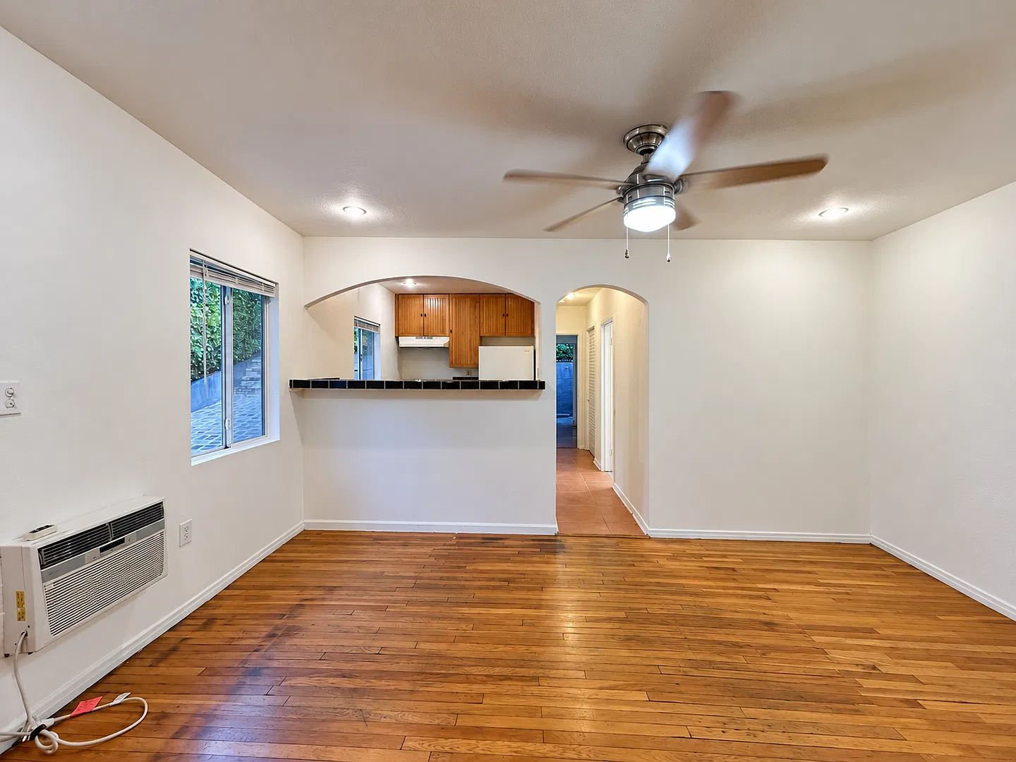 1102 Westerly Terrace Duplex — Photo 4