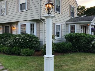 47 Bluff Rd, Barrington, RI 02806