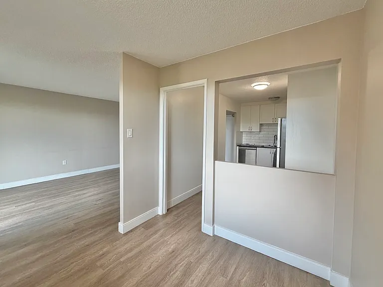 750 Kipps Ln #3 — Photo 8