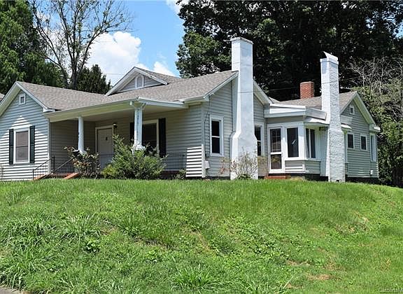 2nd image of 937 Restmore Ln