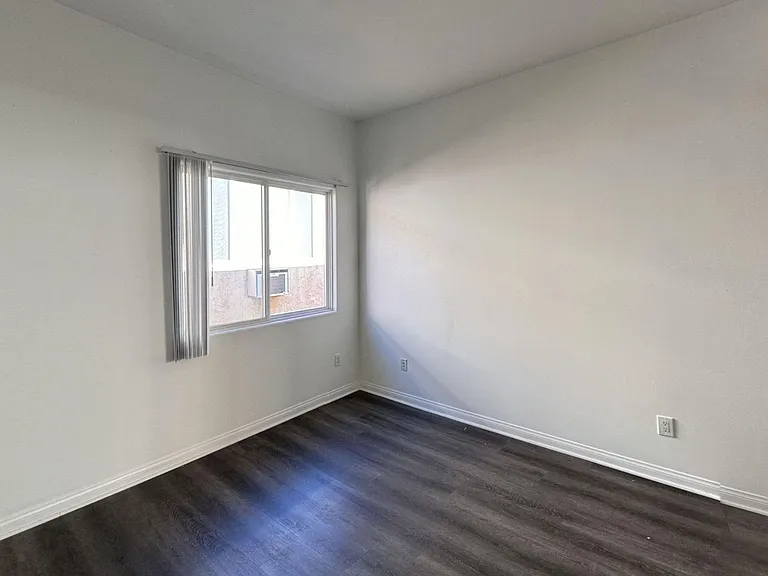 2149 S Bentley Ave #11065 — Photo 7