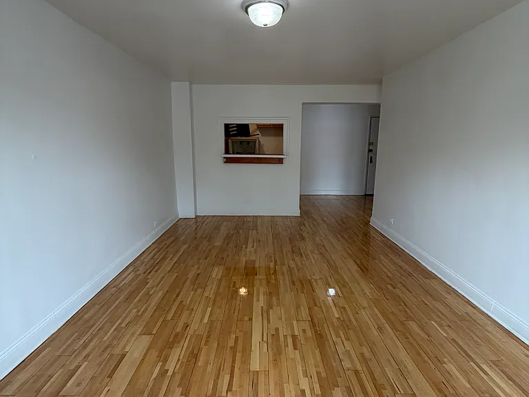 2112 Starling Ave #K1 — Photo 1