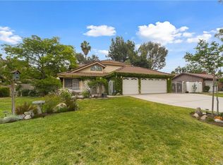 1134 Crestsprings Ln, Riverside, CA 92506