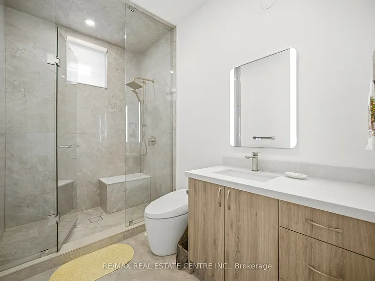 2450 Rebecca St — Photo 47