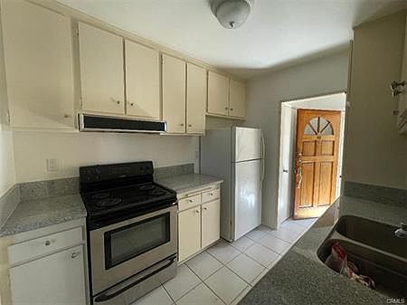 3rd image of 18307 Burbank Blvd Unit 62