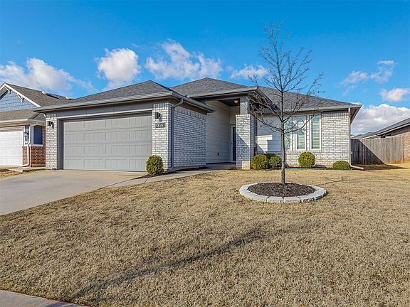 2nd image of 2313 Roca Dr