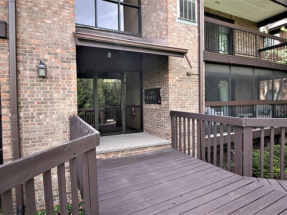 2nd image of 15137 Quail Hollow Dr
