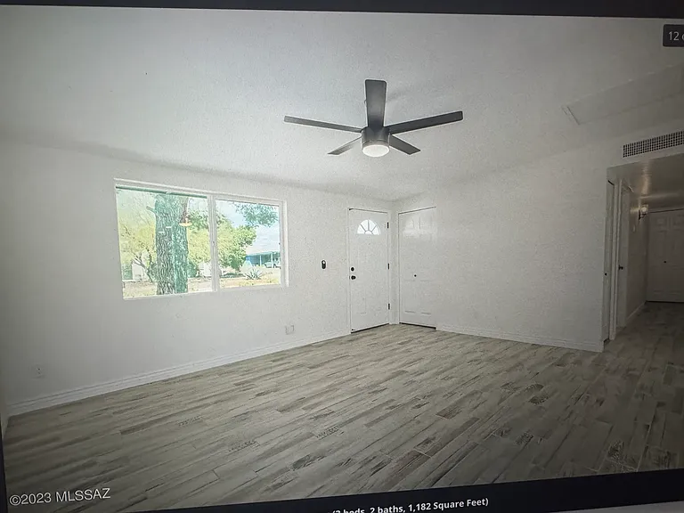 3661 W Eastham Ln — Photo 2