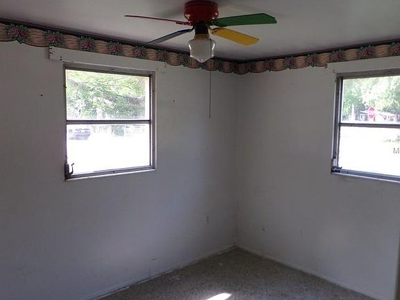 4th image of 3705 Beechwood Blvd