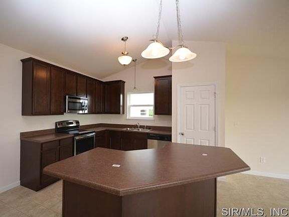 4th image of 3060 Harvest Meadow Dr