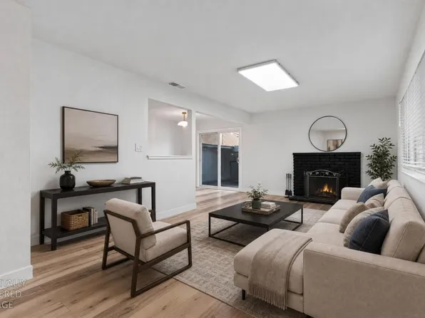5720 Shadow Creek Dr APT 1, Sacramento, CA 95841
