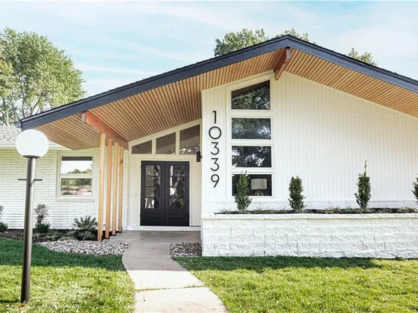 10339 High Dr, Leawood, KS 66206