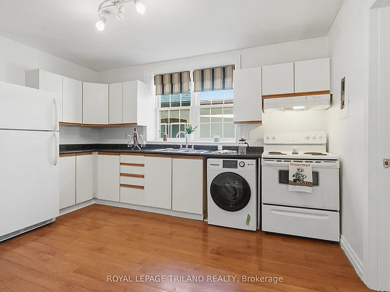 715 King St #1 — Photo 4