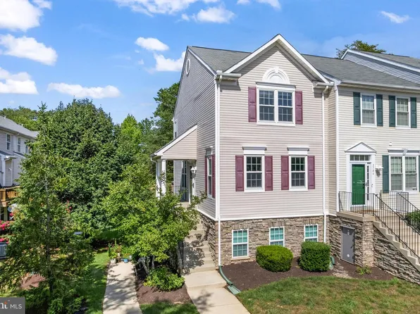 2704 Oak Leaf Ct #E, Odenton, MD 21113