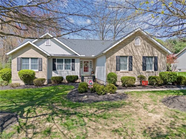 2788 Vinton Woods Dr, Wooster, OH 44691